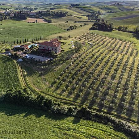 Il Poggio Della Pieve Apartments Santa Luce Dış mekan fotoğraf
